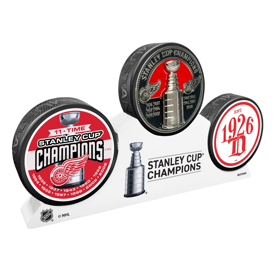 Detroit Red Wings - Elite Medallion 3 Puck Podium Set