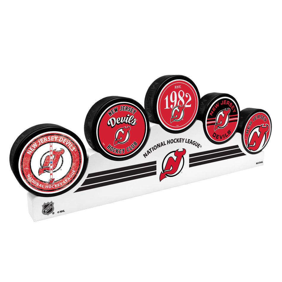 New Jersey Devils - 5 Puck Podium Set