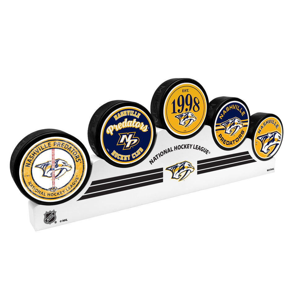 Nashville Predators - 5 Puck Podium Set