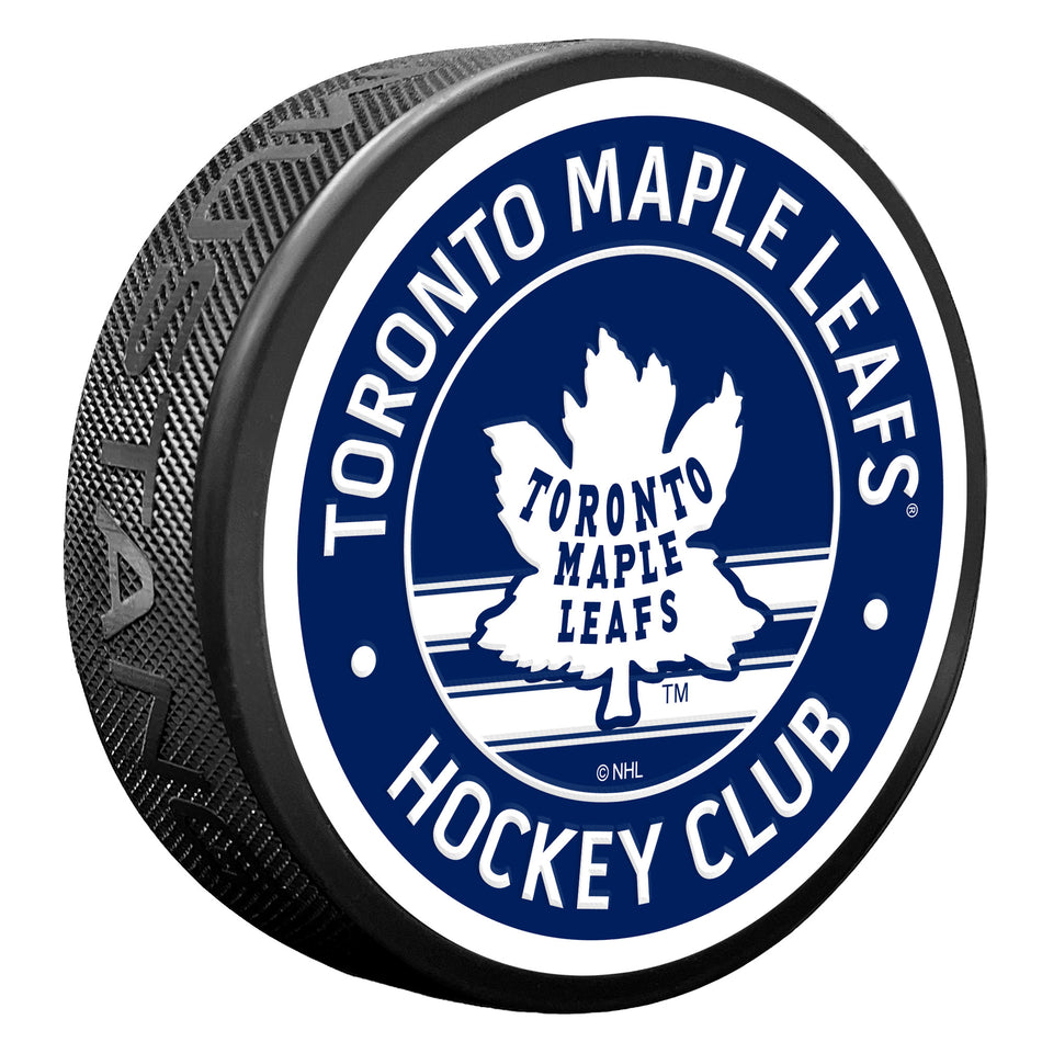 Toronto Maple Leafs superfan has 'mini Hockey Hall of Fame' in